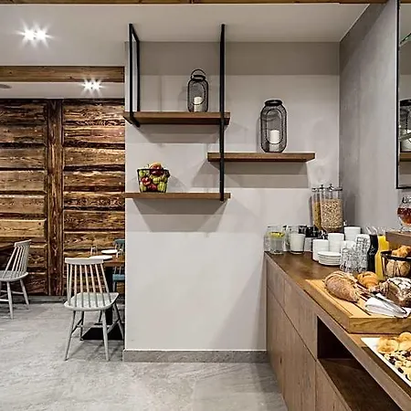 فندق مبيت وإفطار بياوا أوكا 3*