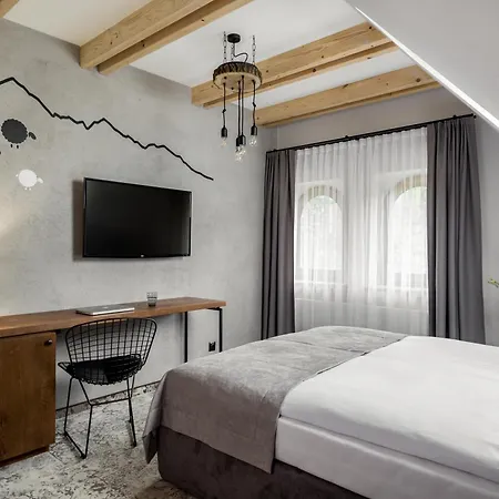 Biala Owca Bed and breakfast 3*
